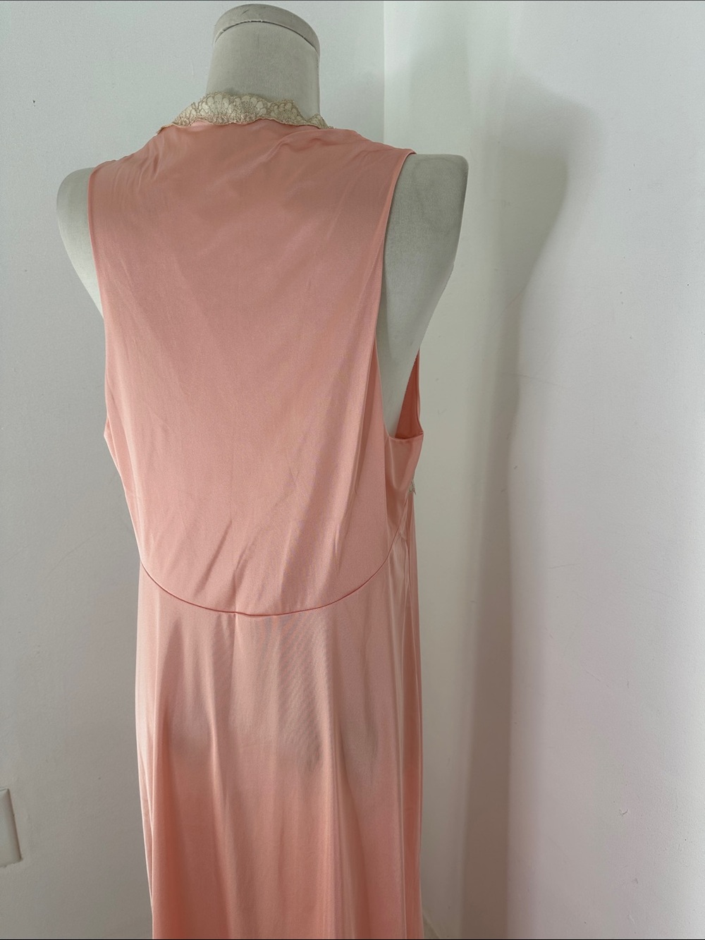 Vintage Peach Satin Lace-Trim Maxi Chemise - Picture 4 of 5